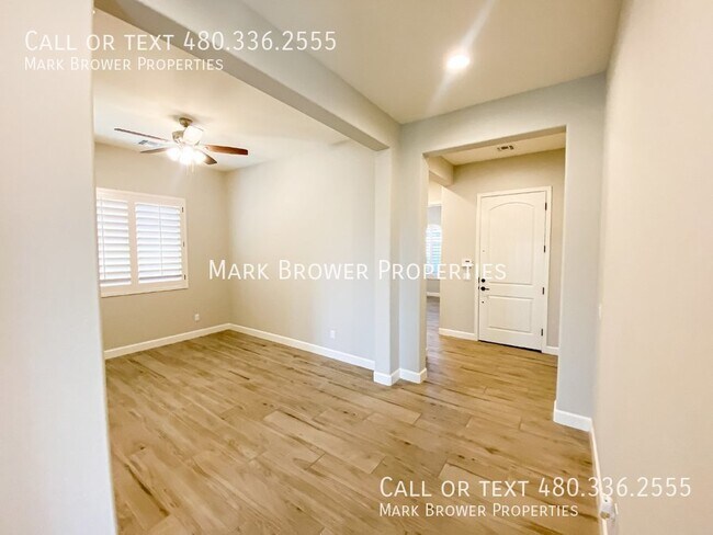 Foto del edificio - 1810 N Bernard Cir
