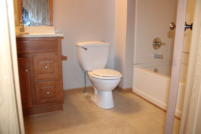 Foto del edificio - Townhome in Crystal Ridge