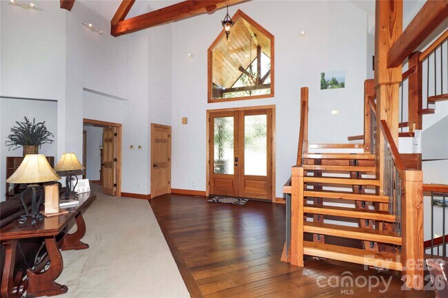 Foto del edificio - 111 Farmington Ln