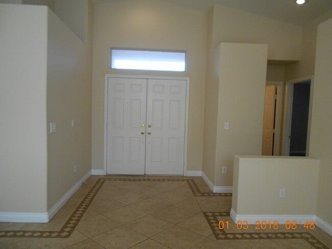 Building Photo - SPACIOUS Single Story in NLV!