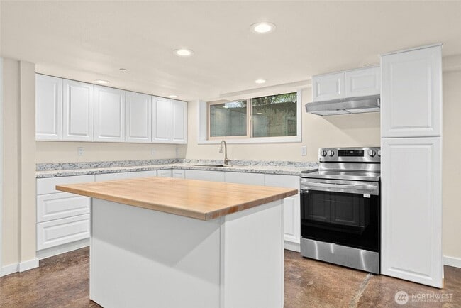 Foto del edificio - 501 N Oak St