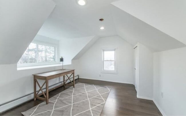 Building Photo - 14 Fidelity Pl