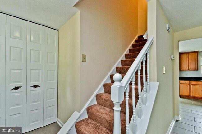 Foto del edificio - 8100 Irwell Ct