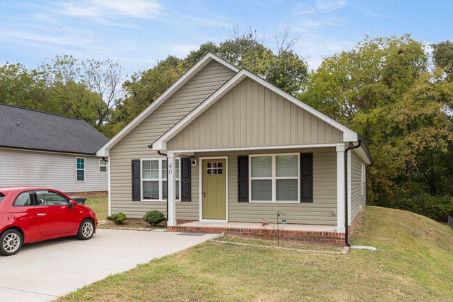 Photo - 40 Sunderland Rd SW House