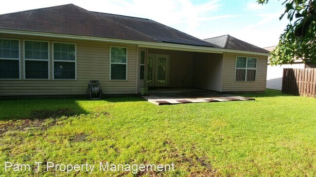 Foto del edificio - 3 br, 2 bath House - 24 Carlisle Lane