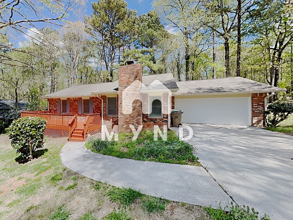 Primary Photo - 270 Victoria Dr