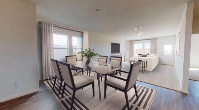 Foto del edificio - 15005 Ronan Dr