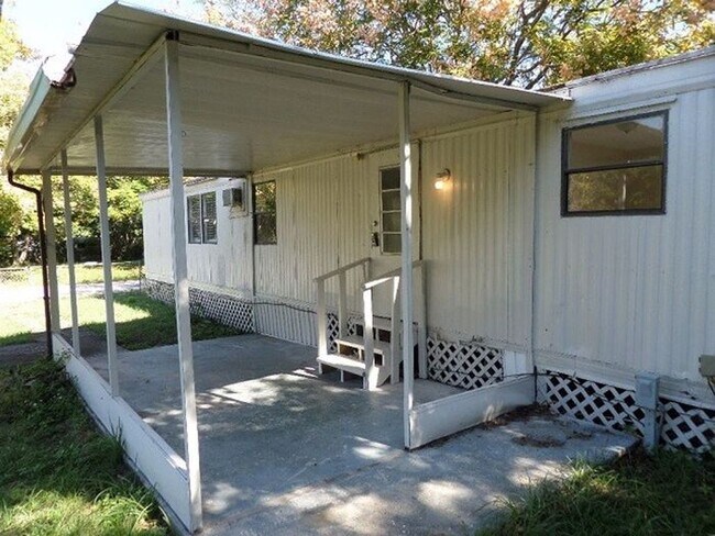 Foto del edificio - 6630 Candice Ln