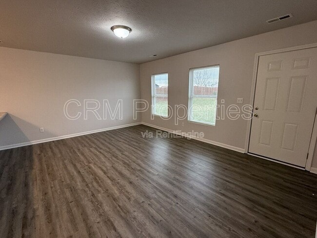 Building Photo - 306 Shrack Ln