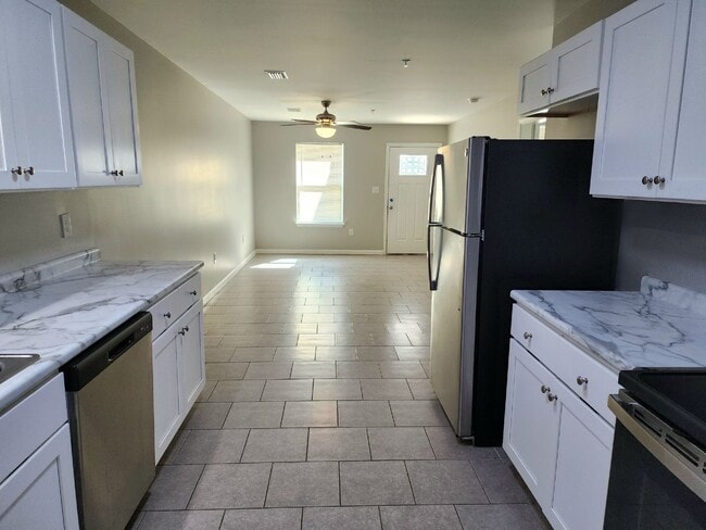 Foto del edificio - Elberta 2/1 close to everything!