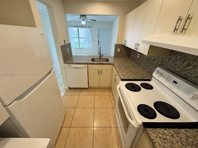Building Photo - 14861 SW 104th St