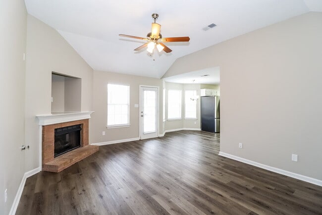 Building Photo - 6522 Palace View Ln