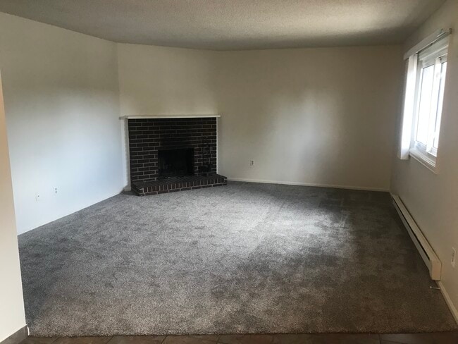 Building Photo - 5413 Akes Dr