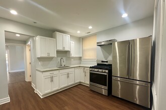 Building Photo - 1651 S Drake Ave