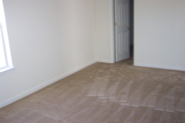 Building Photo - 509 Cypress Cove