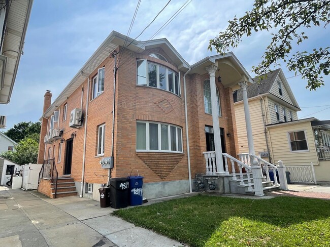 Building Photo - 48-19 207th St