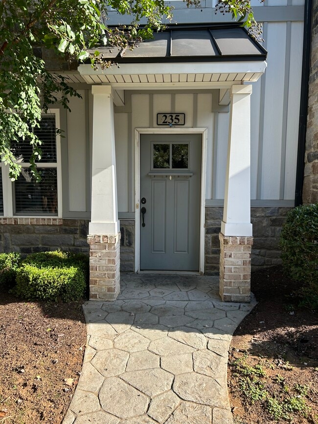 Building Photo - 235 Capstone Dr