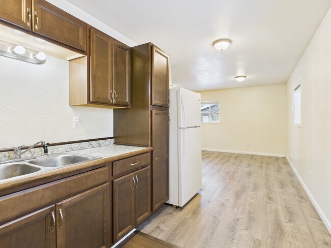 Foto del edificio - 2377 Edsson Ave