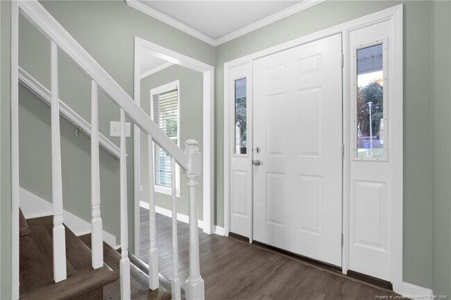 Foto del edificio - 6028 Lake Trail Dr
