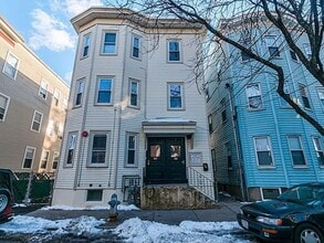 Building Photo - 12-14-14 Marcella St