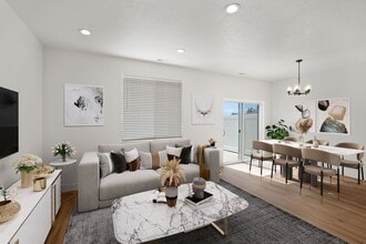 Building Photo - 165 550