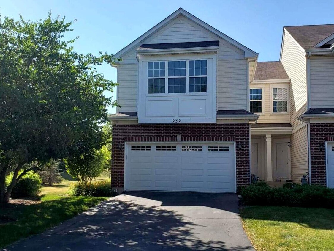 232 S OAK CREEK Ln, Romeoville, IL 60446 Townhome Rentals in