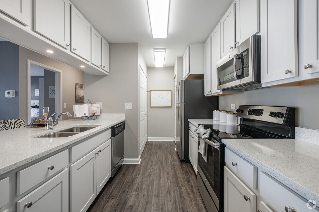 Primary Photo - The Wheatlands Apartments