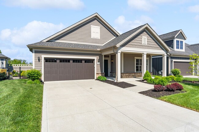 Building Photo - Luxury Maintenance-Free Former Model Home in Grove City – 2 Bed, 2 Bath Ranch