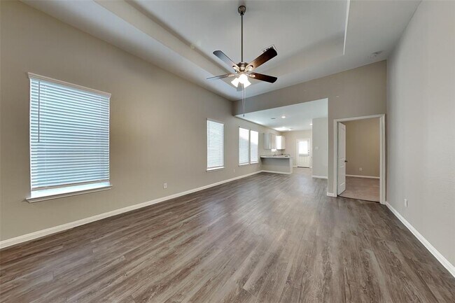 Foto del edificio - 12810 Gallowhill Dr
