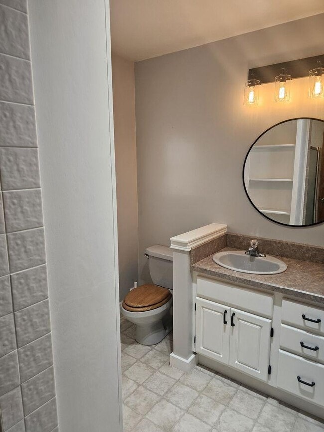 Building Photo - 5 bedroom in Billings MT 59102