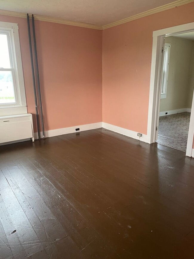 Building Photo - 5 br, 1 bath House - 3509 SUNNYSIDE RD