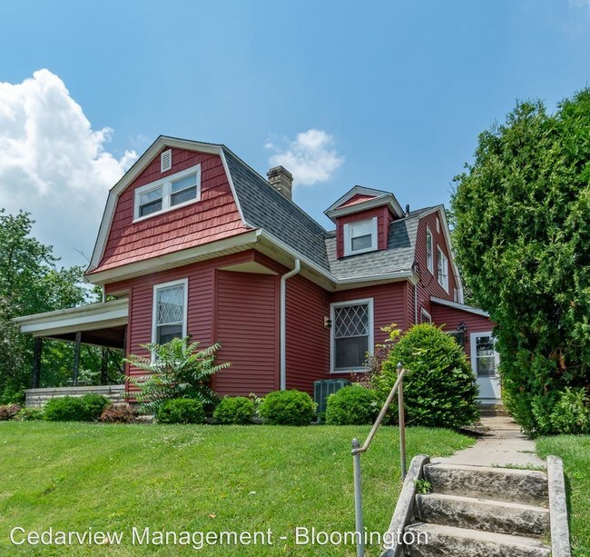 Foto del edificio - 5 br, 4 bath House - 317 E. 7th Street