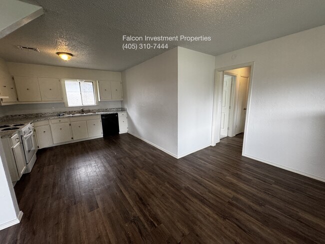 Foto del edificio - 3156 SW 71st St