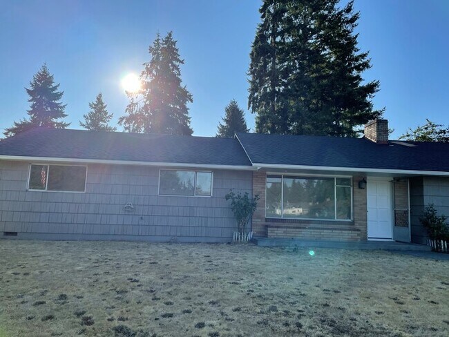 Building Photo - 9117 Thomas Ct SW