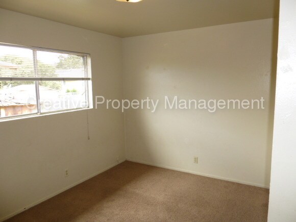 Building Photo - 3105 Salinas Ave