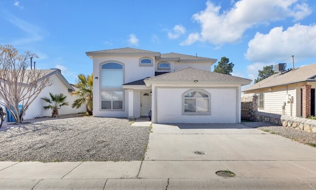 Building Photo - 10400 Valle Koki Dr