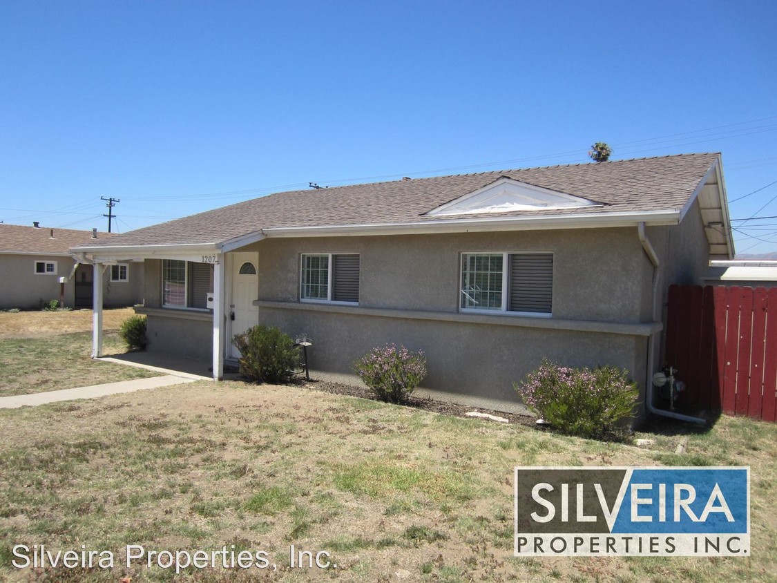 1207 E Donovan Rd, Santa Maria, CA 93454 - House for Rent in Santa Maria,  CA 