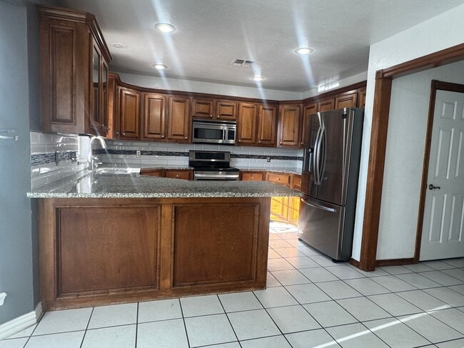 Building Photo - 20 Havenshire Cir