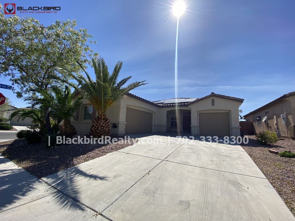 Primary Photo - Single Story Pool Solar Panels 4 beds