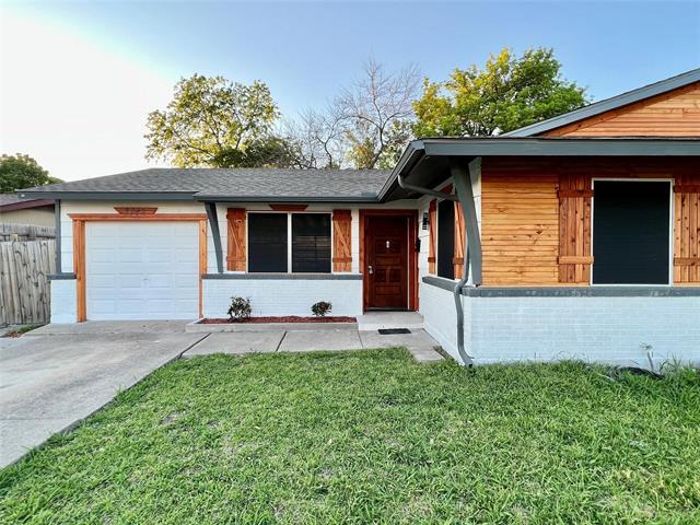 Building Photo - 2713 Rosewood Dr