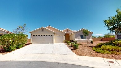 Building Photo - 8961 Warm Glow Way