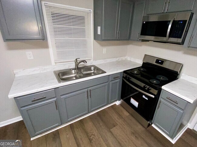 Building Photo - 108 Lambert Dr