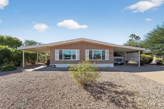 Foto del edificio - 8821 E Montana Ave