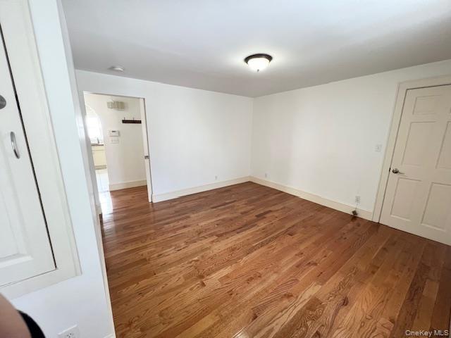 Foto del edificio - 11 Walnut Ave