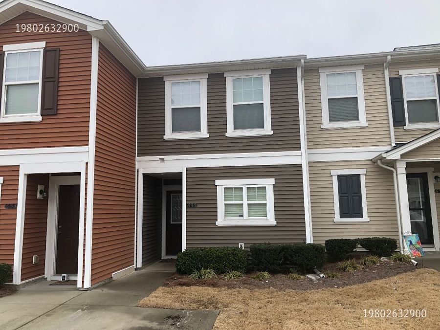 Foto principal - 655 Potter Place Rd
