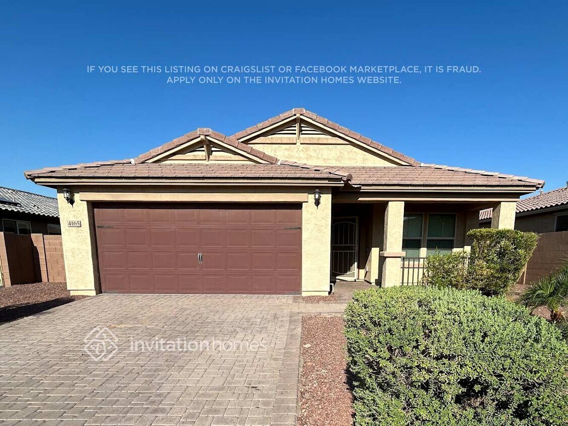 Foto principal - 4165 S 181st Ln