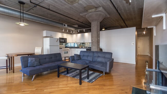 Foto del edificio - 411 W Ontario St