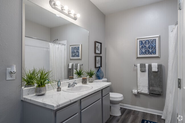 1HAB, 1BA - 1017 ft² - Towne West