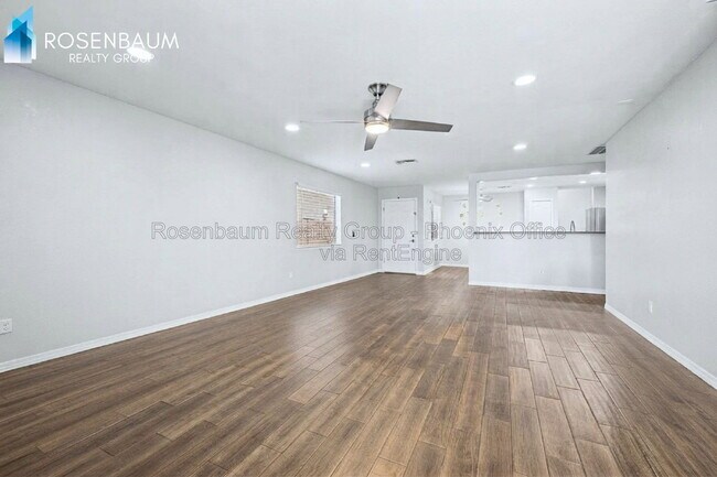 Building Photo - 45047 Bahia Dr