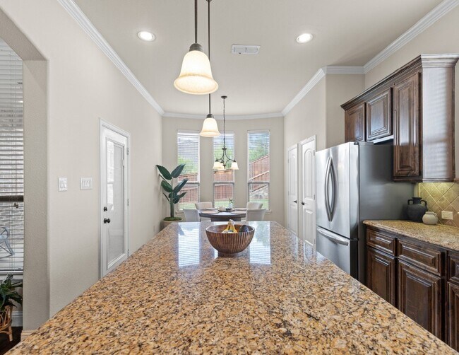 Foto del edificio - 3000 Waterglen Dr